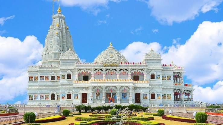 Отель Maa Gayatri Dham Вриндавана Экстерьер фото